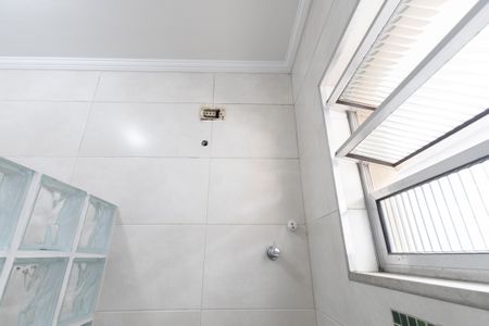 Casa à venda com 171m², 4 quartos e 2 vagasBanheiro da Suíte