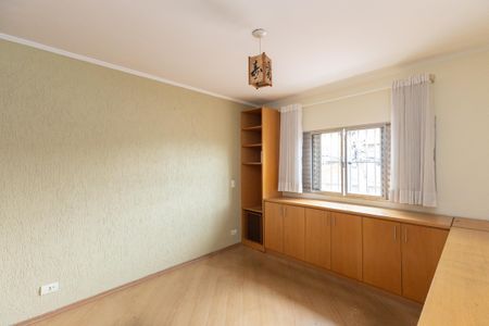 Casa à venda com 171m², 4 quartos e 2 vagasSuíte