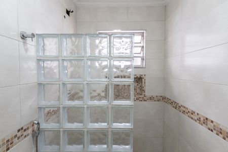 Casa à venda com 171m², 4 quartos e 2 vagasBanheiro 1