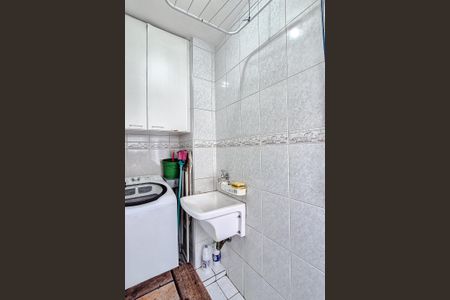 Apartamento à venda com 72m², 2 quartos e 1 vagaÁrea de Serviço