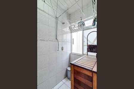 Apartamento à venda com 72m², 2 quartos e 1 vagaÁrea de Serviço