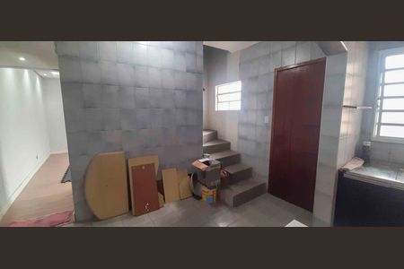 Casa à venda com 250m², 2 quartos e 2 vagas