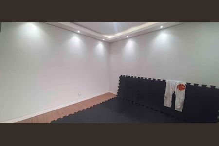 Casa à venda com 250m², 2 quartos e 2 vagas