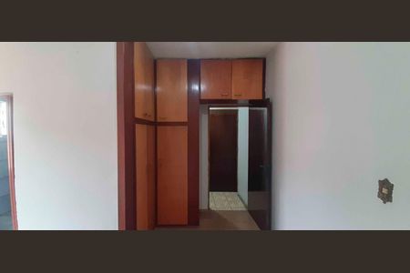 Casa à venda com 250m², 2 quartos e 2 vagas