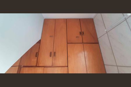 Casa à venda com 250m², 2 quartos e 2 vagas