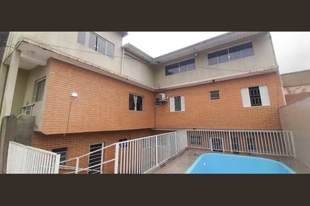 Casa à venda com 250m², 2 quartos e 2 vagas