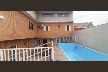 Casa à venda com 250m², 2 quartos e 2 vagas