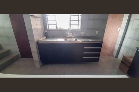 Casa à venda com 250m², 2 quartos e 2 vagas