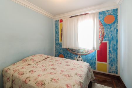 Casa de condomínio à venda com 220m², 4 quartos e 4 vagas Casa de condomínio à venda com 220m², 4 quartos e 4 vagasSuíte 3