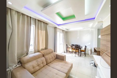 Sala  de apartamento para alugar com 2 quartos, 58m² em Humaitá, Porto Alegre