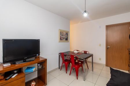 Sala de apartamento para alugar com 2 quartos, 48m² em Conjunto Helena Antipoff, Belo Horizonte