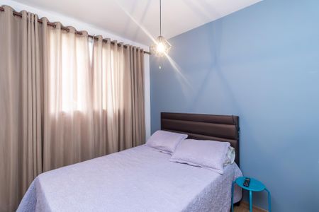 Quarto 1 de apartamento para alugar com 2 quartos, 48m² em Conjunto Helena Antipoff, Belo Horizonte