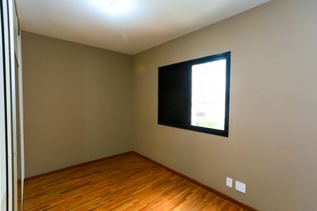 Apartamento à venda com 205m², 4 quartos e 4 vagasSuíte 2