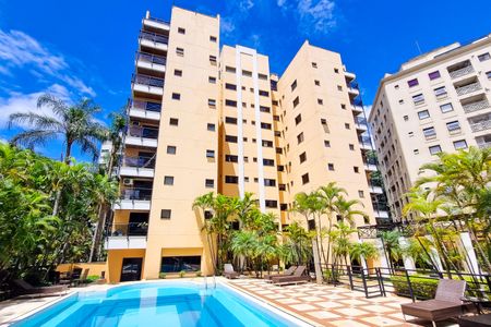 Apartamento à venda com 205m², 4 quartos e 4 vagasÁrea comum - Piscina