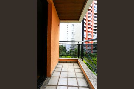 Apartamento à venda com 205m², 4 quartos e 4 vagasSacada da Suíte 3