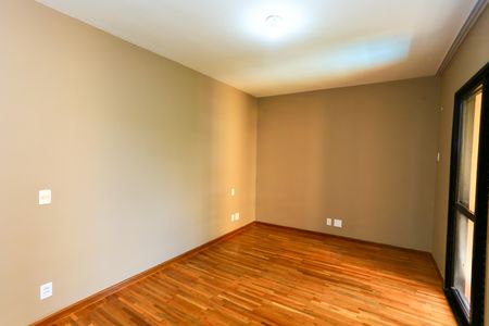 Apartamento à venda com 205m², 4 quartos e 4 vagasSuíte 3