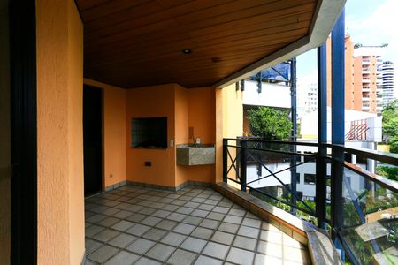 Apartamento à venda com 205m², 4 quartos e 4 vagasVaranda Gourmet