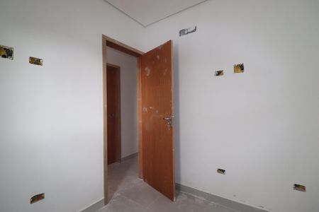 Casa à venda com 83m², 3 quartos e 2 vagasQuarto 2 