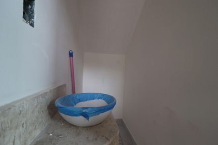 Casa à venda com 83m², 3 quartos e 2 vagasLavabo 1