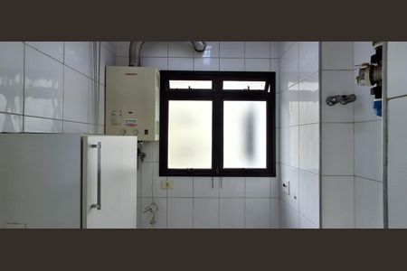 Apartamento à venda com 66m², 3 quartos e 1 vagaÁrea de Serviço 