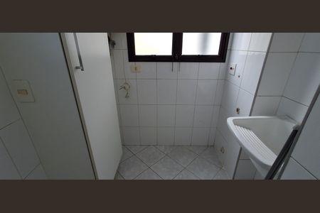 Apartamento à venda com 66m², 3 quartos e 1 vagaÁrea de Serviço 