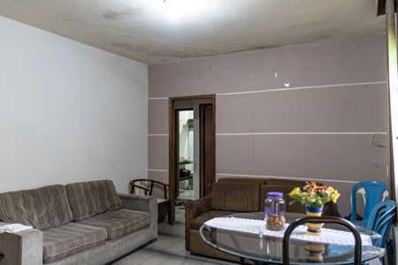 Casa à venda com 360m², 6 quartos e 4 vagas Casa à venda com 360m², 6 quartos e 4 vagasCasa 2 - Sala