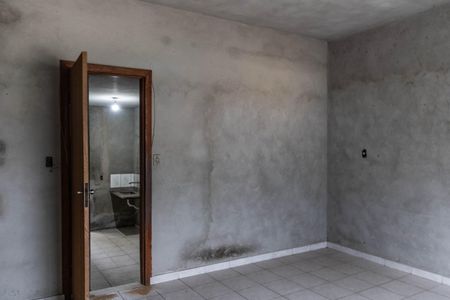 Casa à venda com 360m², 6 quartos e 4 vagas Casa à venda com 360m², 6 quartos e 4 vagasKitnet - Quarto