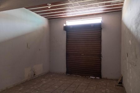 Casa à venda com 360m², 6 quartos e 4 vagas Casa à venda com 360m², 6 quartos e 4 vagasSala Comercial