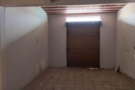 Casa à venda com 360m², 6 quartos e 4 vagas Casa à venda com 360m², 6 quartos e 4 vagasSala Comercial