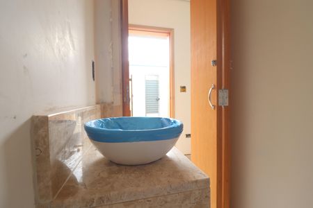 Casa à venda com 83m², 3 quartos e 2 vagasLavabo 1