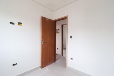 Casa à venda com 83m², 3 quartos e 2 vagasQuarto 3