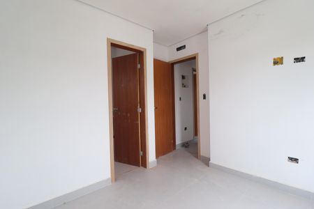 Quarto 1 suíte de casa à venda com 3 quartos, 83m² em Vila Scarpelli, Santo André