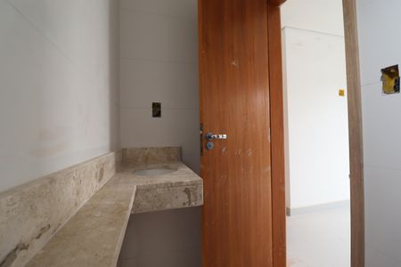 Casa à venda com 83m², 3 quartos e 2 vagasBanheiro Quarto 1 suíte