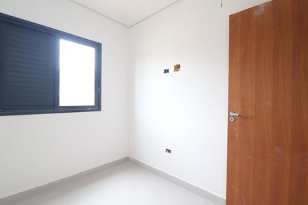 Casa à venda com 83m², 3 quartos e 2 vagasQuarto 3