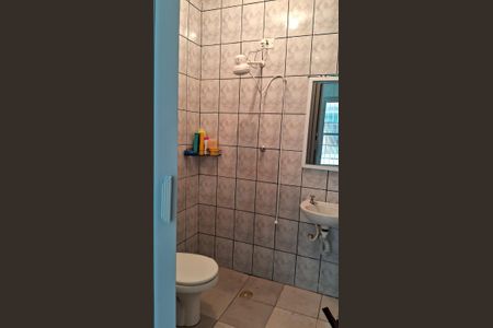 Banheiro de casa à venda com 4 quartos, 100m² em Jardim Peri, São Paulo