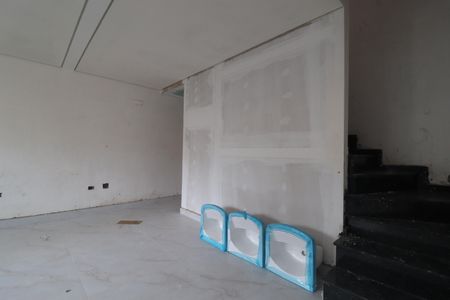 Sala de casa à venda com 3 quartos, 90m² em Vila Scarpelli, Santo André