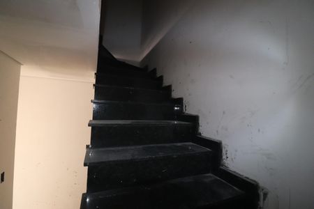 Casa à venda com 90m², 3 quartos e 3 vagasEscada Cobertura