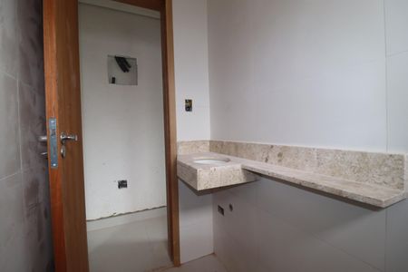 Casa à venda com 90m², 3 quartos e 3 vagasBanheiro 2