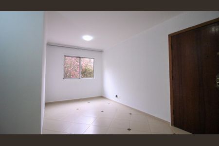 Casa de Condomínio para alugar com 3 quartos, 55m² em Vila Prudente, São Paulo