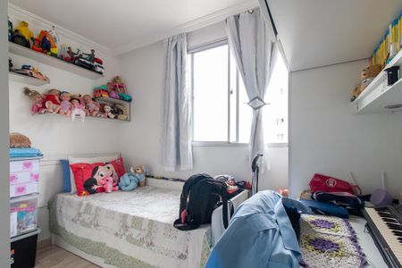 Quarto 1 de apartamento para alugar com 1 quarto, 48m² em Xaxim, Curitiba