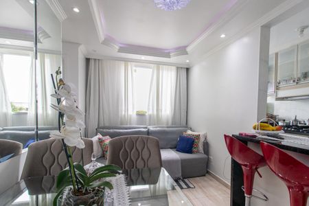 Sala de apartamento para alugar com 1 quarto, 48m² em Xaxim, Curitiba