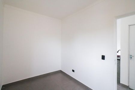 Quarto 2 de apartamento para alugar com 2 quartos, 41m² em Casa Grande, Diadema