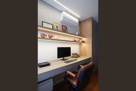 Apartamento para alugar com 114m², 3 quartos e 2 vagas Apartamento para alugar com 114m², 3 quartos e 2 vagasQuarto