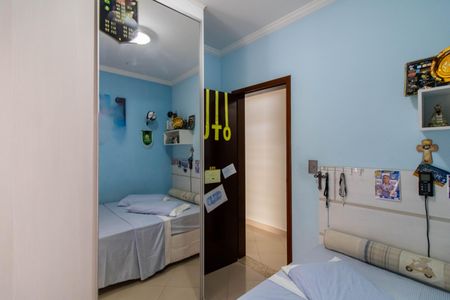 Casa à venda com 245m², 3 quartos e 2 vagas Casa à venda com 245m², 3 quartos e 2 vagasQuarto 3