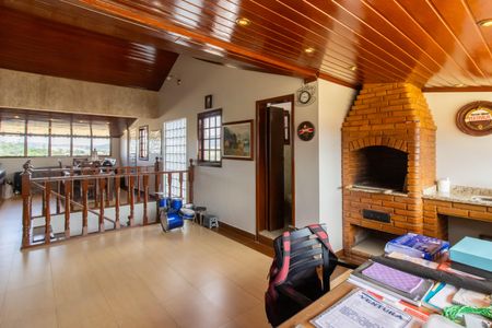 Casa à venda com 245m², 3 quartos e 2 vagas Casa à venda com 245m², 3 quartos e 2 vagasArea Gourmet