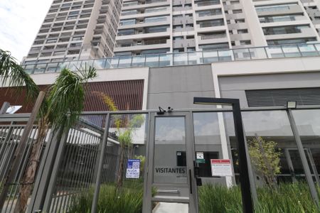 Apartamento para alugar com 77m², 2 quartos e 1 vagaFachada e portaria