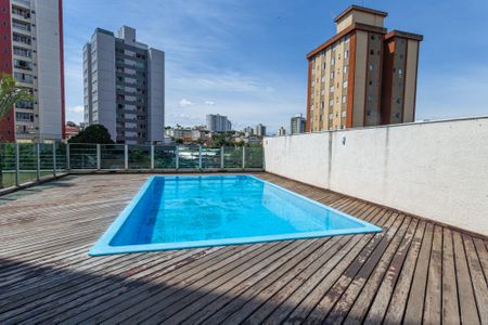 Apartamento à venda com 77m², 3 quartos e 1 vaga Apartamento à venda com 77m², 3 quartos e 1 vagaÁrea Externa - Piscina
