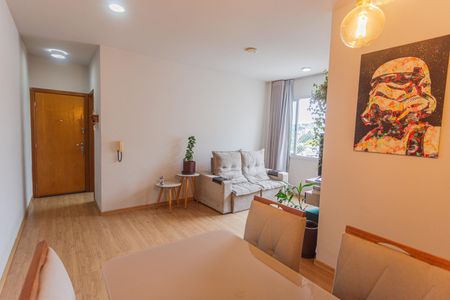 Apartamento à venda com 77m², 3 quartos e 1 vaga Apartamento à venda com 77m², 3 quartos e 1 vagaSala