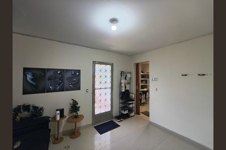 Casa à venda com 780m², 2 quartos e 1 vaga