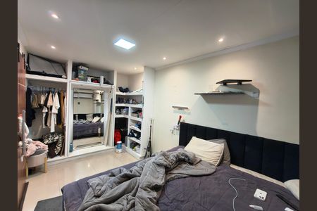 Casa à venda com 780m², 2 quartos e 1 vaga